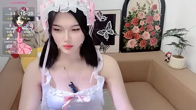 Snapshot of T-TeaR chatting on 05-11-26, 01:51 T-TeaR online show from 05-11-26, 01:51