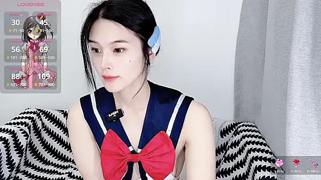 Snapshot of T-TeaR chatting on 02-07-26, 02:08 T-TeaR online show from 02-07-26, 02:08