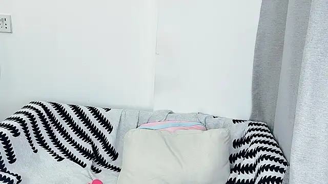 Snapshot of T-TeaR chatting on 02-01-26, 01:15 T-TeaR online show from 02-01-26, 01:15