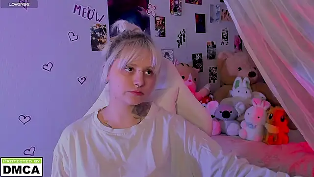 Snapshot of bixxxiz chatting on 02-16-26, 06:34 bixxxiz online show from 02-16-26, 06:34