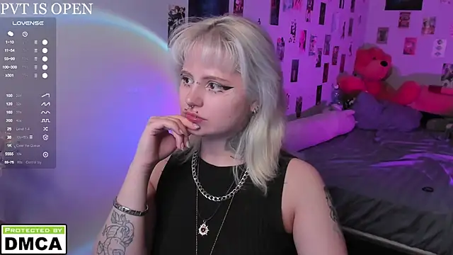 Snapshot of bixxxiz chatting on 01-18-26, 02:42 bixxxiz online show from 01-18-26, 02:42