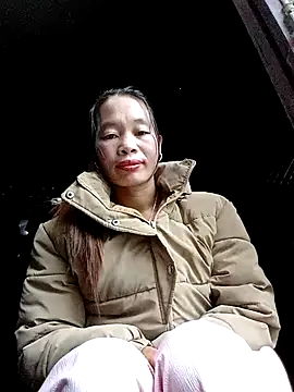 Snapshot of chieu_xinh chatting on 10-08-25, 02:02 chieu xinh online show from 10-08-25, 02:02