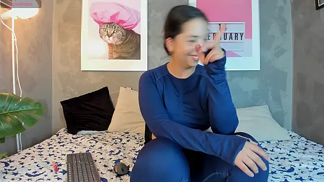 MiaNyxara dh online show from 11-20-25, 07:58