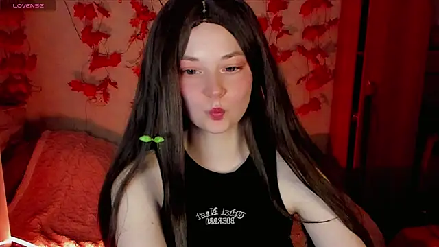 Snapshot of HoneyDazzle chatting on 10-09-25, 06:30 HoneyDazzle online show from 10-09-25, 06:30