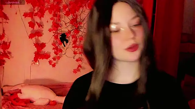Snapshot of HoneyDazzle chatting on 10-05-25, 07:48 HoneyDazzle online show from 10-05-25, 07:48