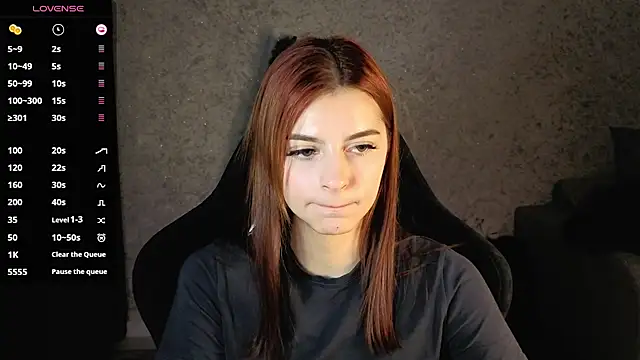 Snapshot of kitti_sweett chatting on 11-17-25, 07:29 kitti sweett online show from 11-17-25, 07:29