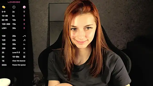 Snapshot of kitti_sweett chatting on 11-07-25, 08:35 kitti sweett online show from 11-07-25, 08:35