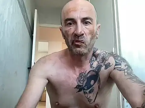 slave44nantes online show from 10-05-25, 04:09