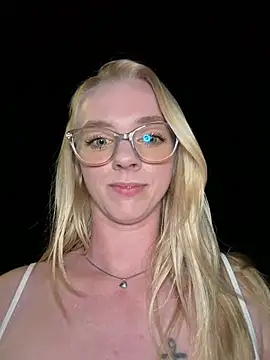 LinaLeana online show from 07-11-26, 11:05