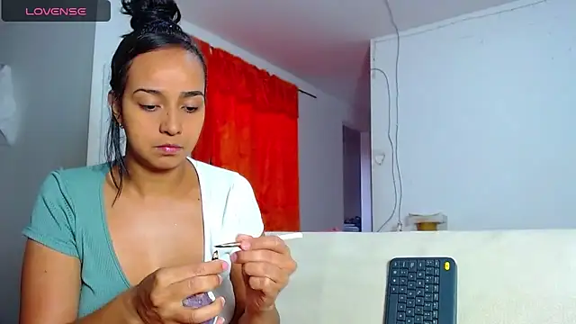 Kendall honea online show from 06-18-26, 11:37