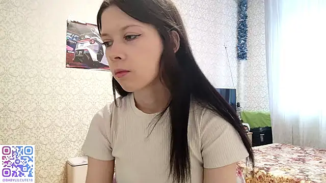 Snapshot of babylilcute chatting on 10-10-25, 09:43 babylilcute online show from 10-10-25, 09:43