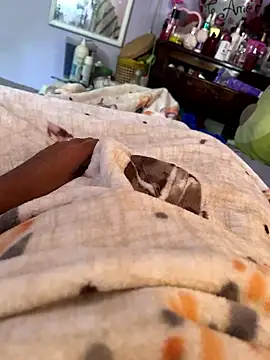 Snapshot of Jjjube chatting on 01-10-26, 06:47 Jjjube online show from 01-10-26, 06:47