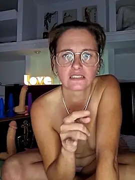 xcrazzycat online show from 11-26-25, 12:49