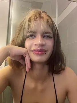 sukulaurens online show from 11-12-25, 01:54