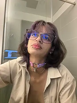 sukulaurens online show from 10-06-25, 03:02