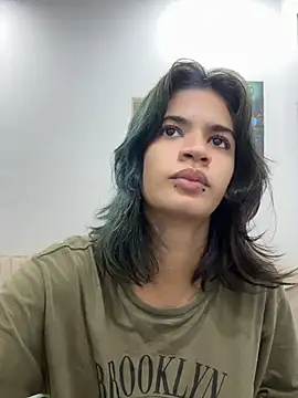 Snapshot of sukulaurens chatting on 07-08-26, 02:57 sukulaurens online show from 07-08-26, 02:57