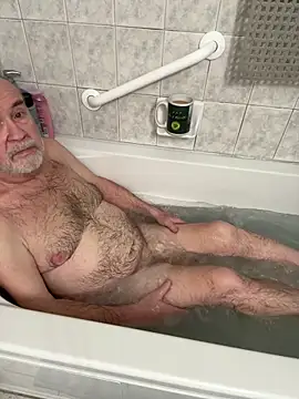 Jcaspen online show from 04-14-26, 01:38