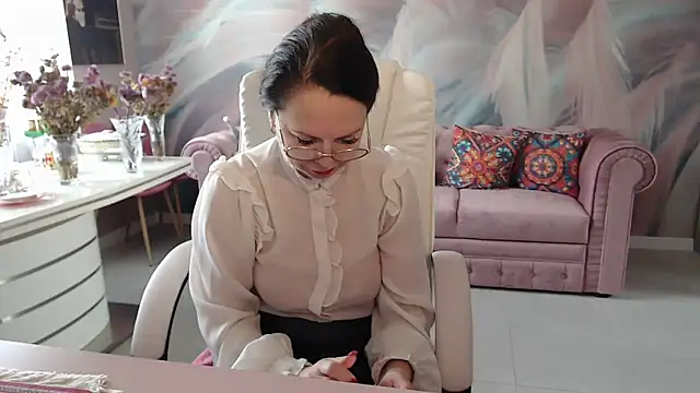 Arisa5000 online show from 11-24-25, 07:19