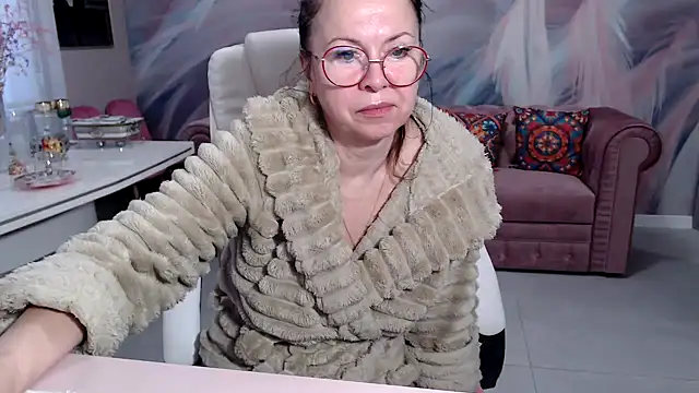 Arisa5000 online show from 10-29-25, 05:50