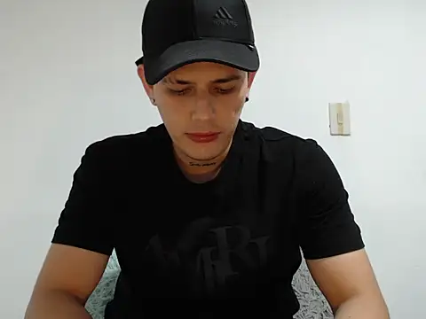 Mylo smit online show from 10-11-25, 03:40