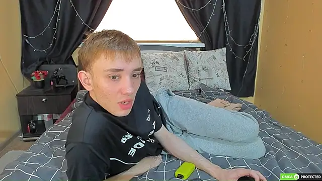 Snapshot of felixcurt69 chatting on 05-10-26, 07:34 felixcurt69 online show from 05-10-26, 07:34