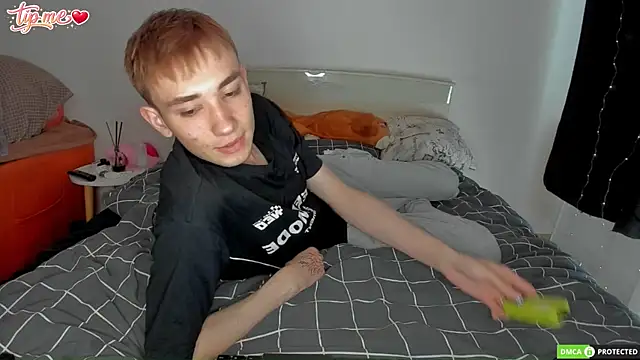 Snapshot of felixcurt69 chatting on 05-19-26, 08:43 felixcurt69 online show from 05-19-26, 08:43