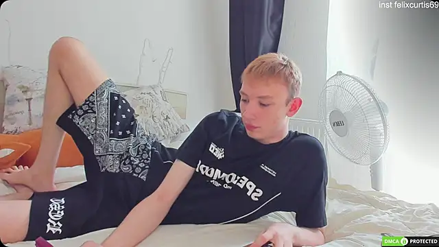 felixcurt69 online show from 08-07-26, 08:09