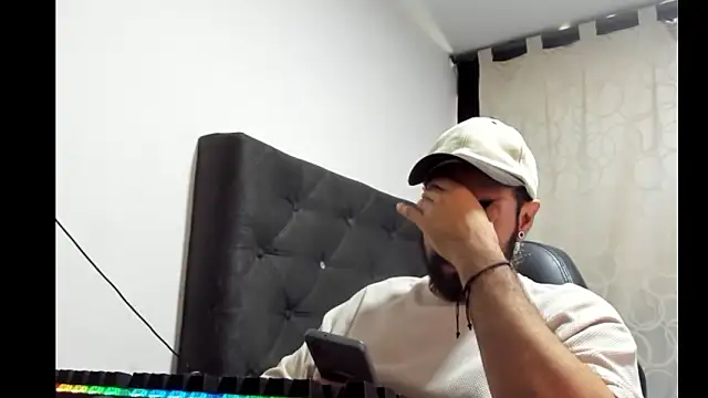 coolfriki online show from 03-04-26, 09:44