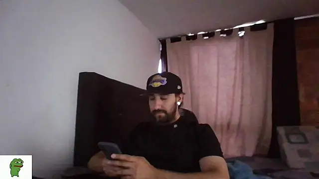 coolfriki online show from 07-10-26, 06:08