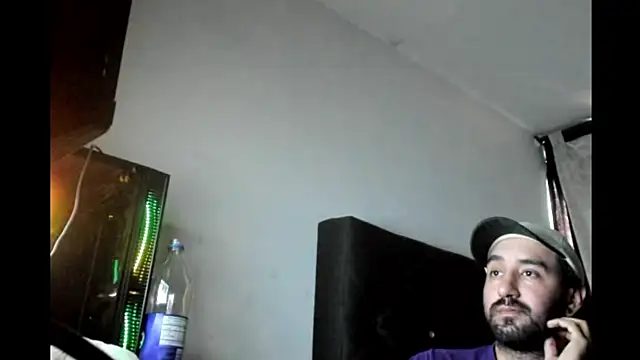 Snapshot of coolfriki chatting on 04-21-26, 02:56 coolfriki online show from 04-21-26, 02:56