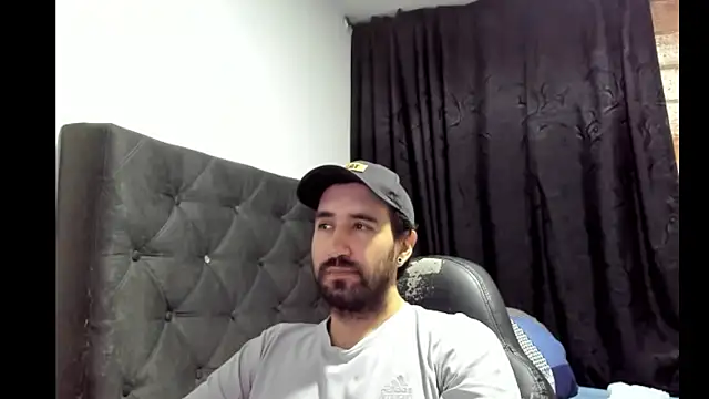 coolfriki online show from 11-14-25, 05:11