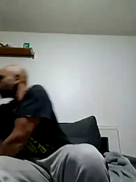 T1T012 online show from 01-09-26, 11:33