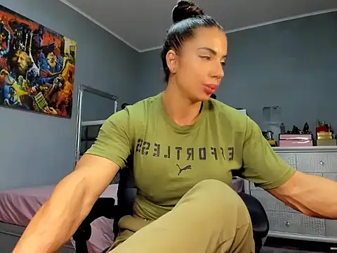 Alesyamuscledollxh online show from 10-04-25, 05:03