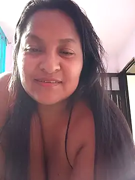 lucia00xx online show from 02-02-26, 10:09