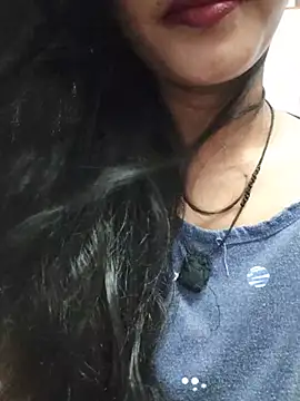 Snapshot of anjali2351 chatting on 07-05-26, 11:06 anjali2351 online show from 07-05-26, 11:06