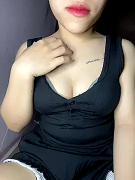 Lyly69699 online show from 11-11-25, 02:01