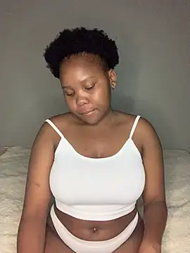 Snapshot of Scarlettxx21 chatting on 01-19-26, 01:31 Scarlettxx21 online show from 01-19-26, 01:31