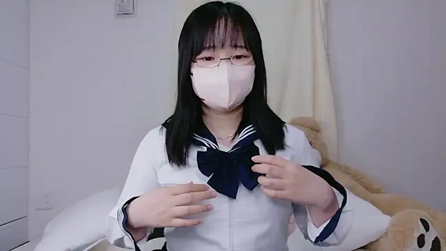 Nagi 25 online show from 10-19-25, 06:38