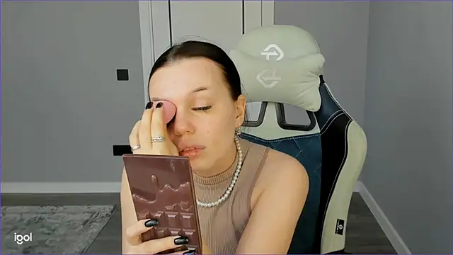 Marry Jein13 online show from 10-17-25, 08:28