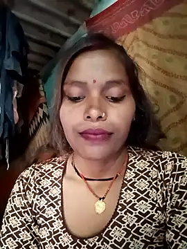 Snapshot of Kalpanahotgarl chatting on 10-08-25, 08:16 Kalpanahotgarl online show from 10-08-25, 08:16