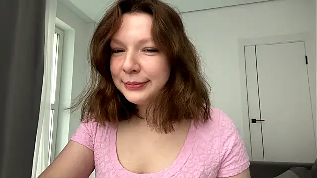 Snapshot of TamekiaSamii chatting on 11-05-25, 07:00 TamekiaSamii online show from 11-05-25, 07:00