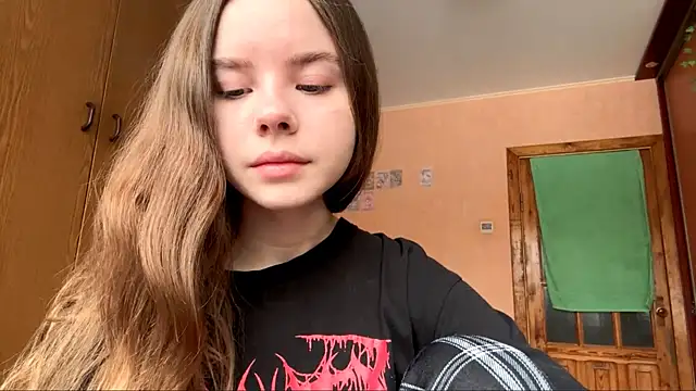 EhtelBiondi online show from 01-10-26, 08:09