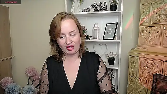 HelenFl online show from 10-07-25, 08:26