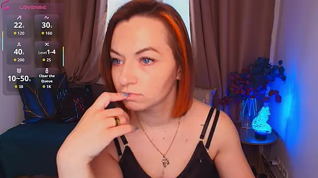 Snapshot of Serena_Foxxx chatting on 05-20-26, 01:57 Serena Foxxx online show from 05-20-26, 01:57