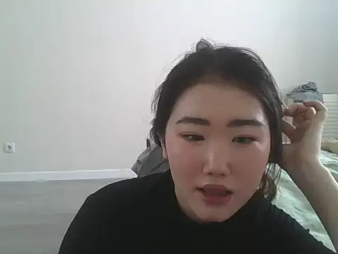 Snapshot of Zorivale chatting on 02-06-26, 10:00 Zorivale online show from 02-06-26, 10:00