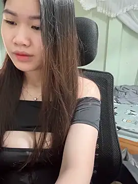 Snapshot of Beyeuuu chatting on 11-08-25, 02:48 Beyeuuu online show from 11-08-25, 02:48