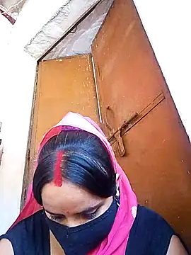 Snapshot of Cr_sonam chatting on 04-22-26, 05:25 Cr sonam online show from 04-22-26, 05:25