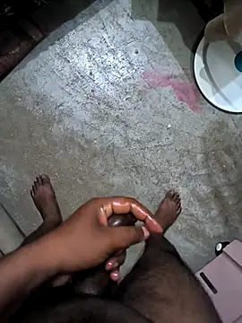 Bull For Cuckold Realmeet online show from 04-26-26, 07:16