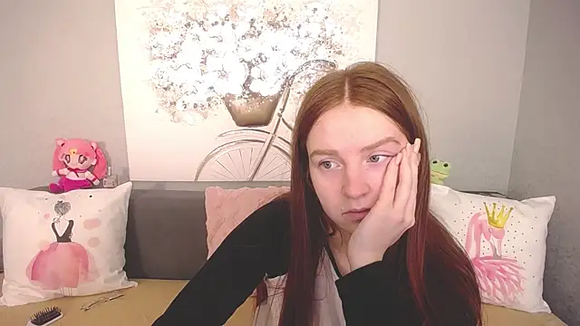 Evarey  online show from 11-08-25, 05:33