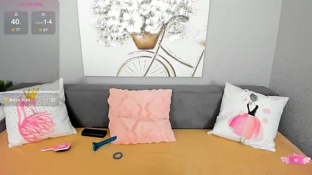 Evarey  online show from 12-04-25, 05:39